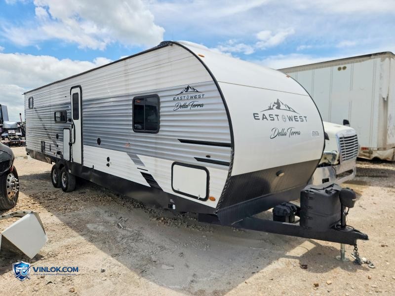 2023 FOREST RIVER DELLA TERRA CAMPER – Lot 57016736 auction photo