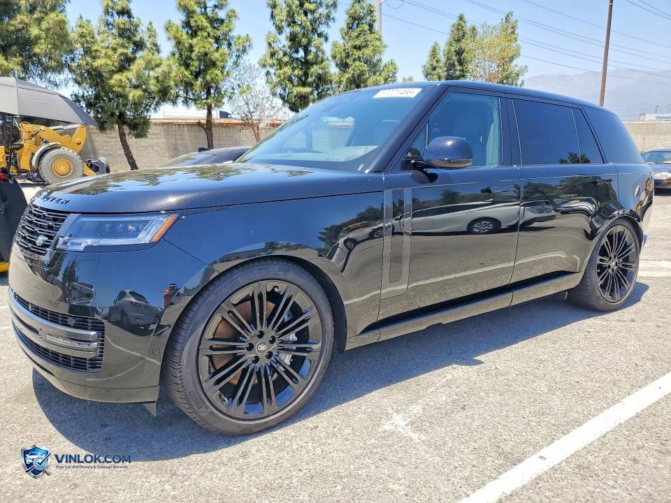 2025 LAND ROVER RANGE ROVER SE – Lot 57021466 auction photo