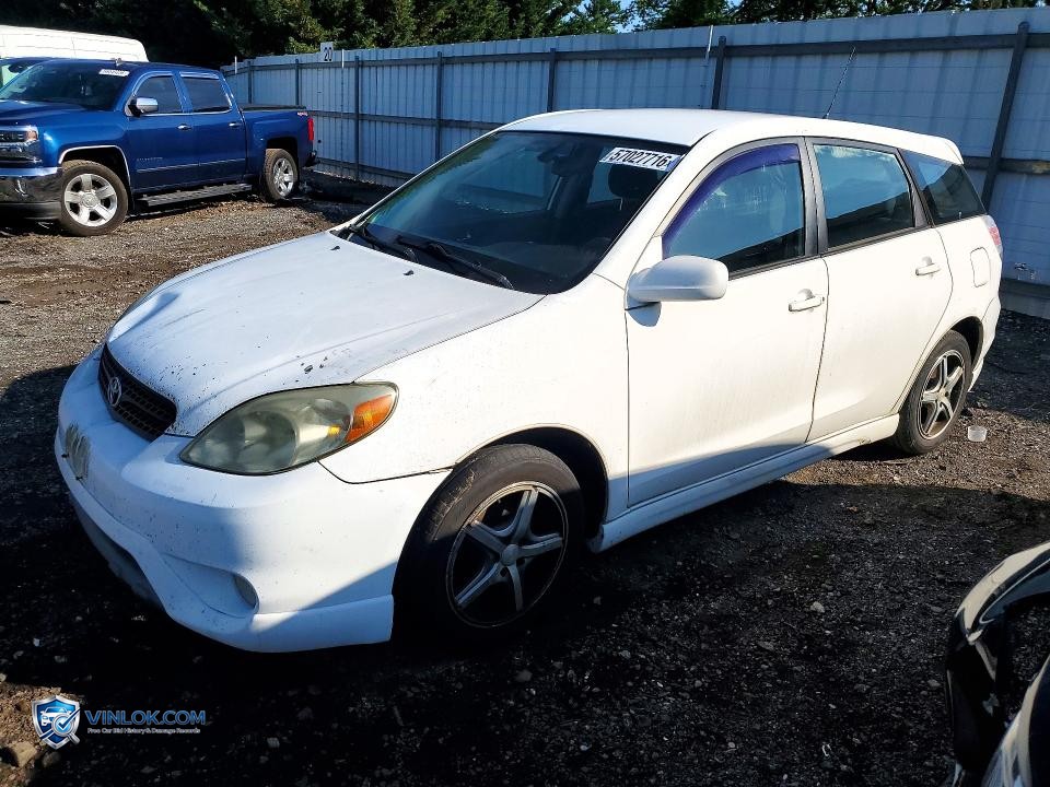2006 TOYOTA COROLLA MATRIX XR – Lot 57027716 auction photo