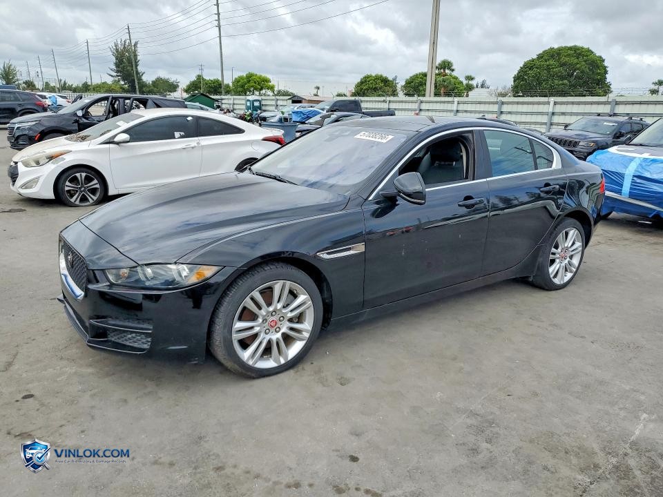 2019 JAGUAR XE PREMIUM – Lot 57033056 auction photo
