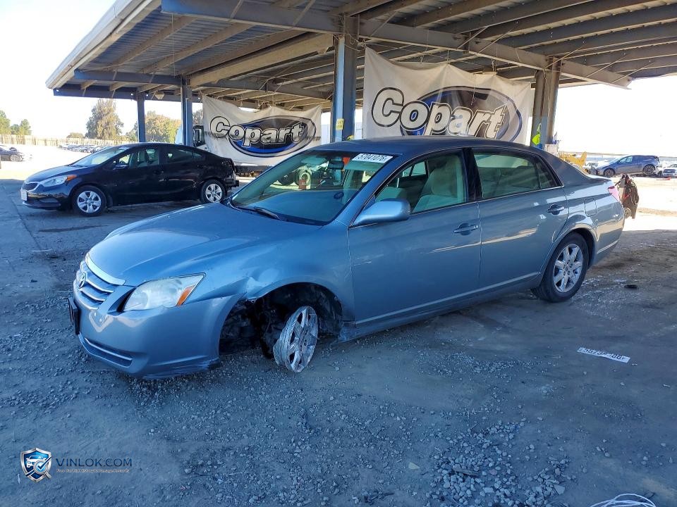 2005 TOYOTA AVALON XL – Lot 57041076 auction photo