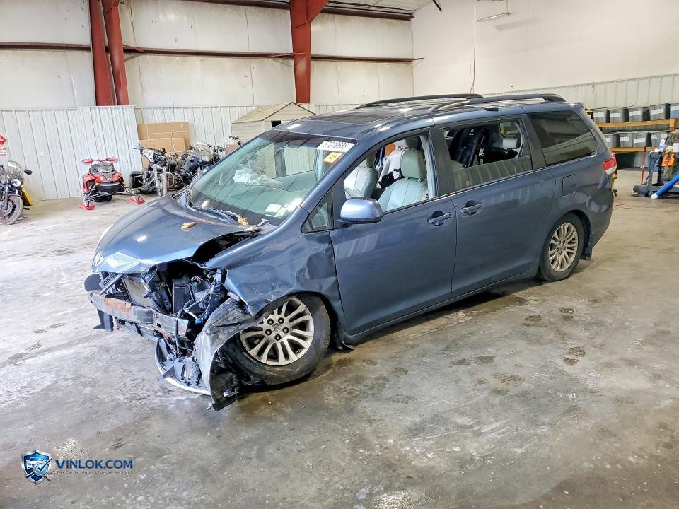 2014 TOYOTA SIENNA XLE 8-PASSENGER – Lot 57049686 auction photo