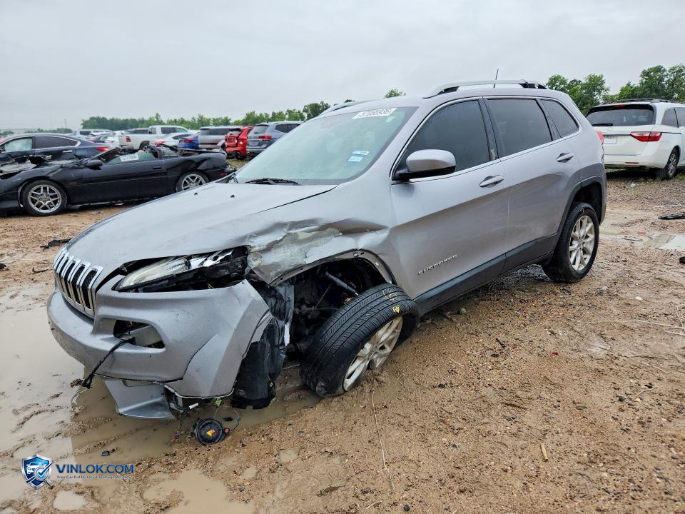 2018 JEEP CHEROKEE LATITUDE – Lot 57055936 auction photo