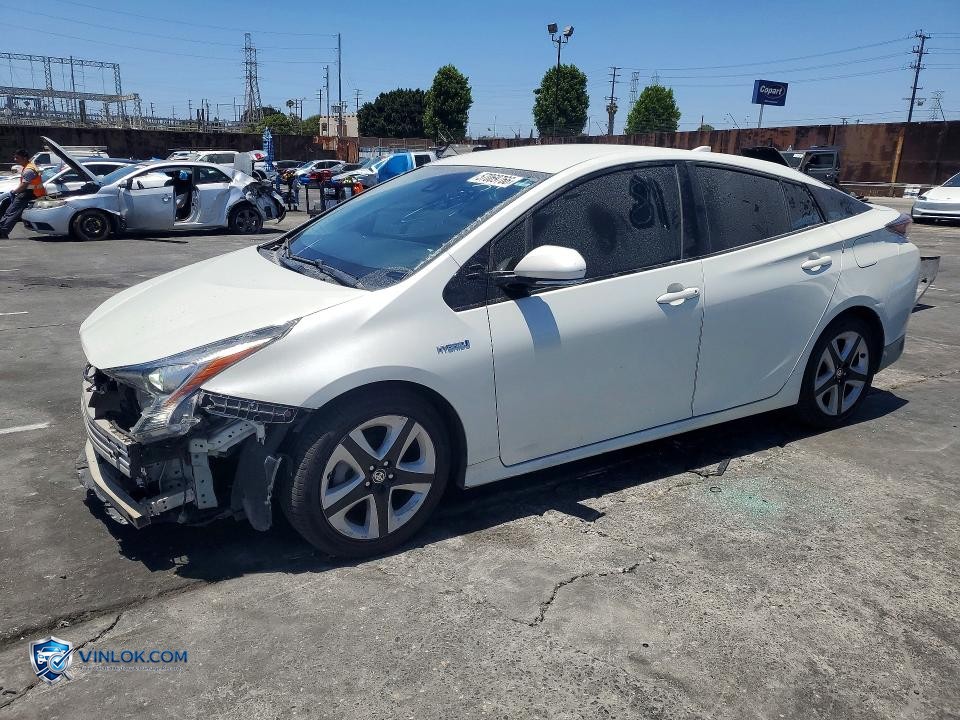2016 TOYOTA PRIUS FOUR TOURING – Lot 57069766 auction photo
