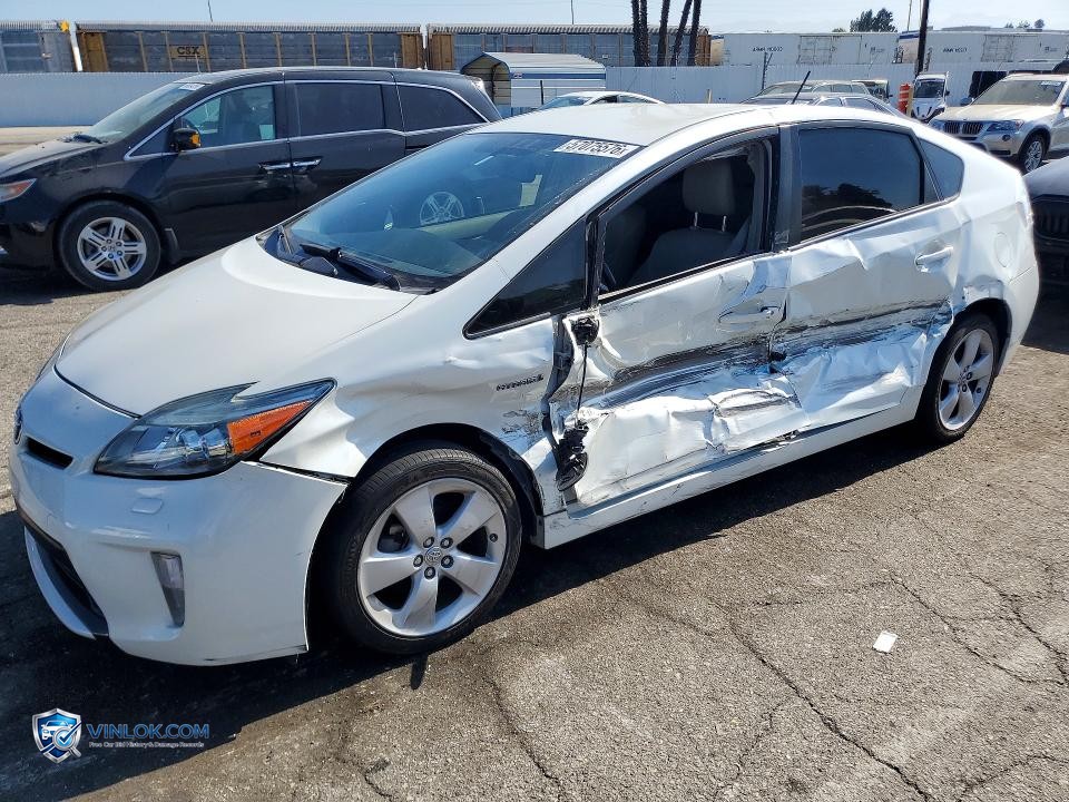 2014 TOYOTA PRIUS FIVE – Lot 57075576 auction photo
