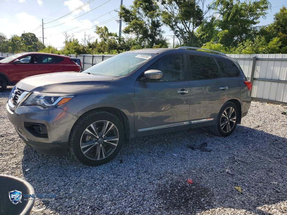 2017 NISSAN PATHFINDER PLATINUM – Lot 57090086 auction photo