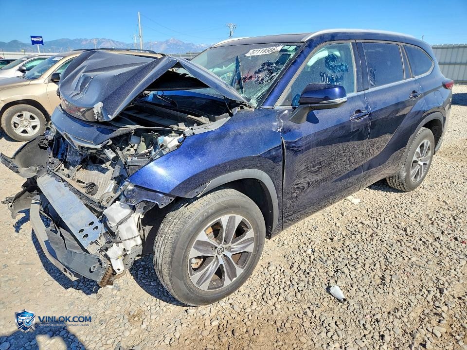 2022 TOYOTA HIGHLANDER XLE – Lot 57119566 auction photo