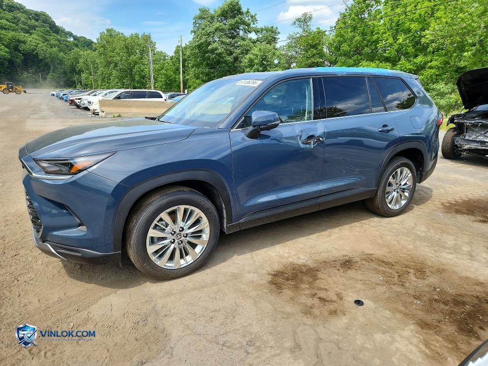 2026 TOYOTA GRAND HIGHLANDER PLATINUM – Lot 57138286 auction photo