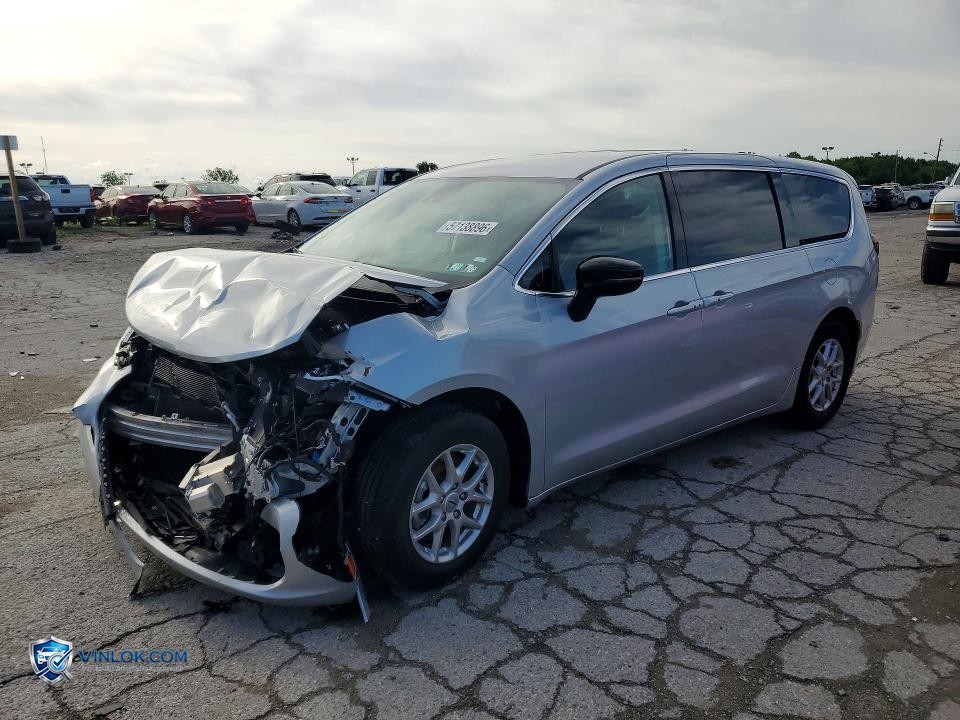 2024 CHRYSLER PACIFICA TOURING L – Lot 57138896 auction photo