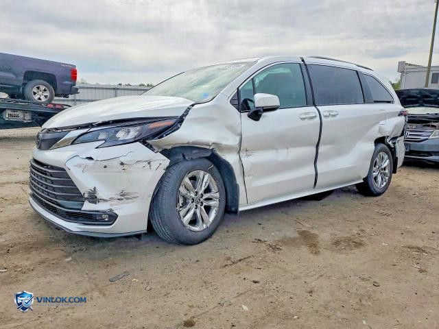 2026 TOYOTA SIENNA XLE 7 PASSENGER – Lot 57147796 auction photo