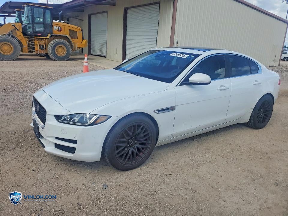 2017 JAGUAR XE PRESTIGE – Lot 57160476 auction photo