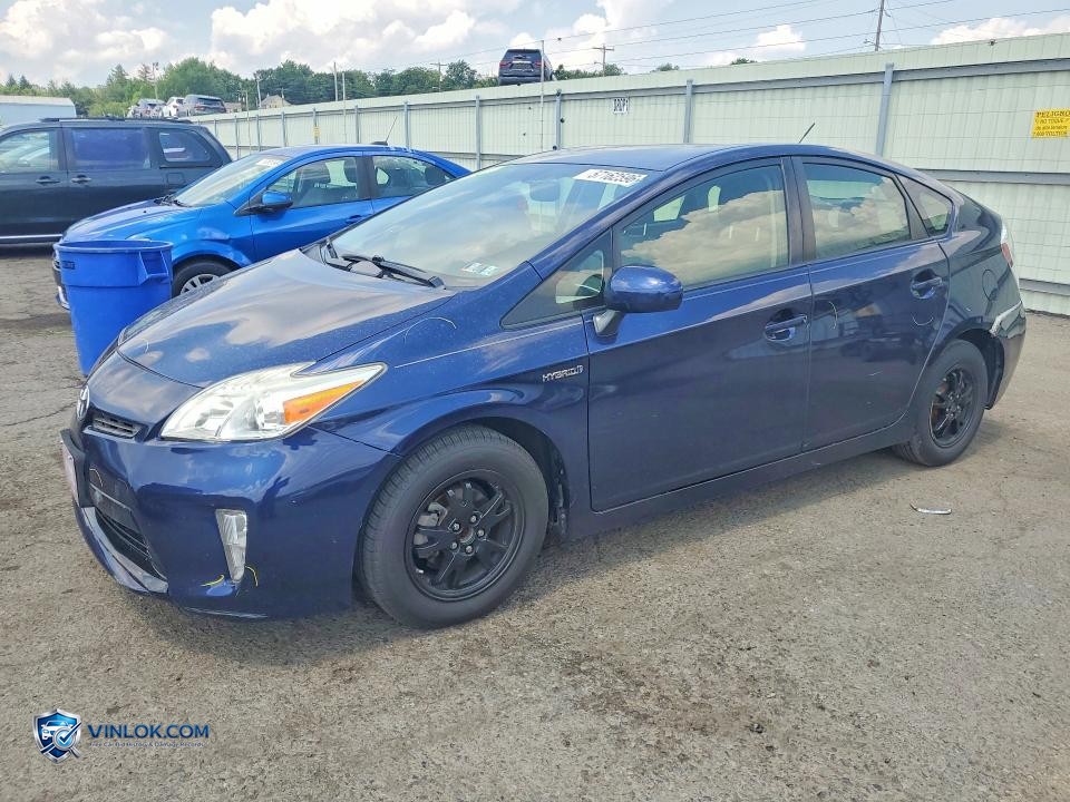 2014 TOYOTA PRIUS FOUR – Lot 57162596 auction photo