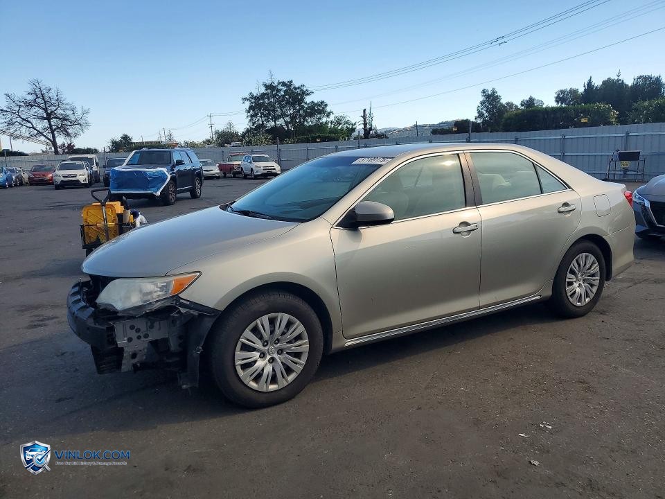 2013 TOYOTA CAMRY LE – Lot 57169176 auction photo