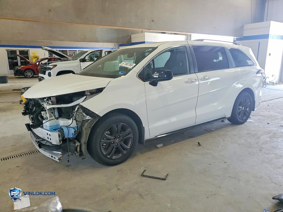 2024 TOYOTA SIENNA XSE – Lot 57180766 auction photo