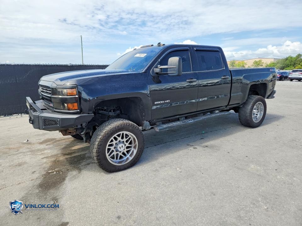 2015 CHEVROLET SILVERADO K2500 HEAVY DUTY LT – Lot 57185376 auction photo