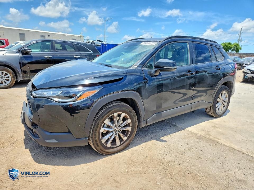 2023 TOYOTA COROLLA CROSS LE – Lot 57187096 auction photo