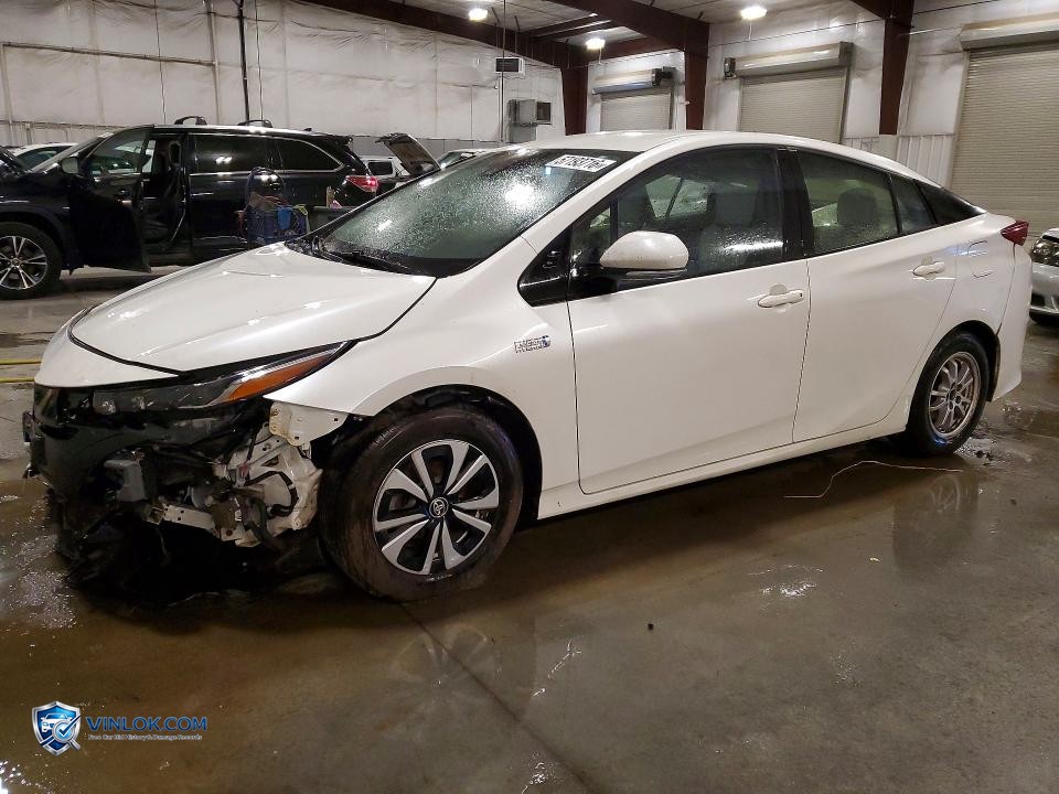 2017 TOYOTA PRIUS PRIME PREMIUM – Lot 57193716 auction photo
