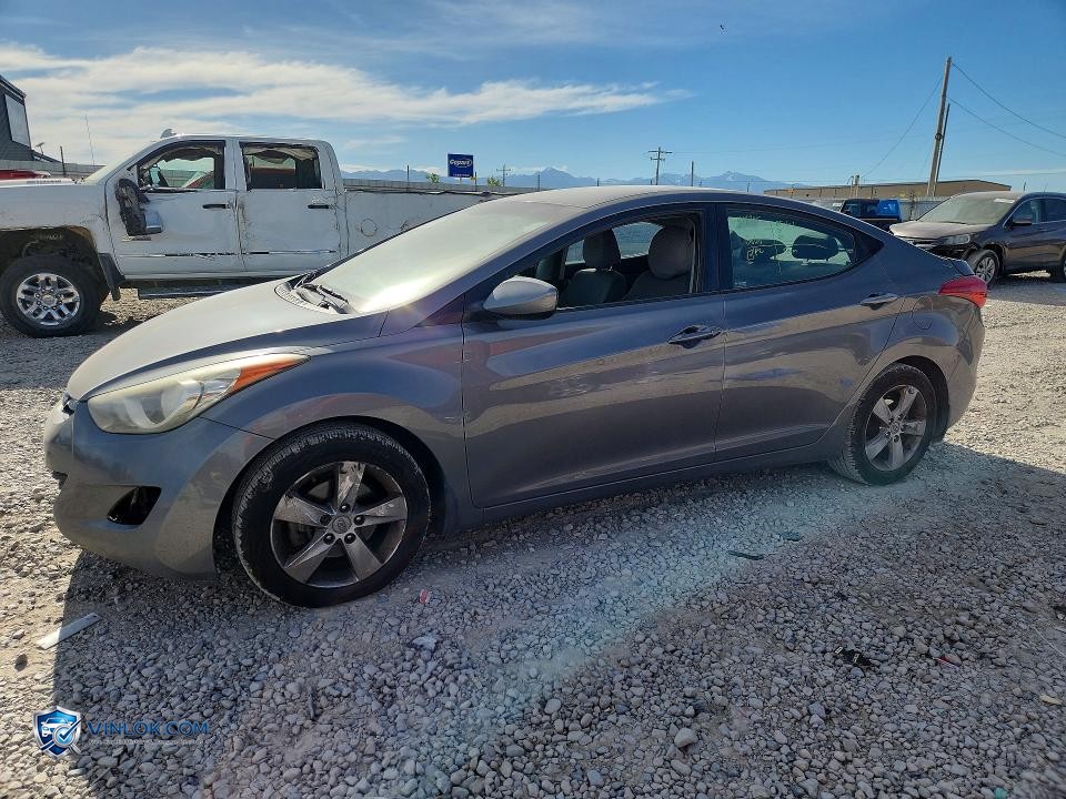 2013 HYUNDAI ELANTRA GLS – Lot 57195076 auction photo