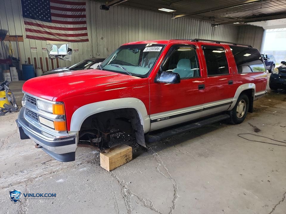 1997 CHEVROLET SUBURBAN K1500 – Lot 57200586 auction photo