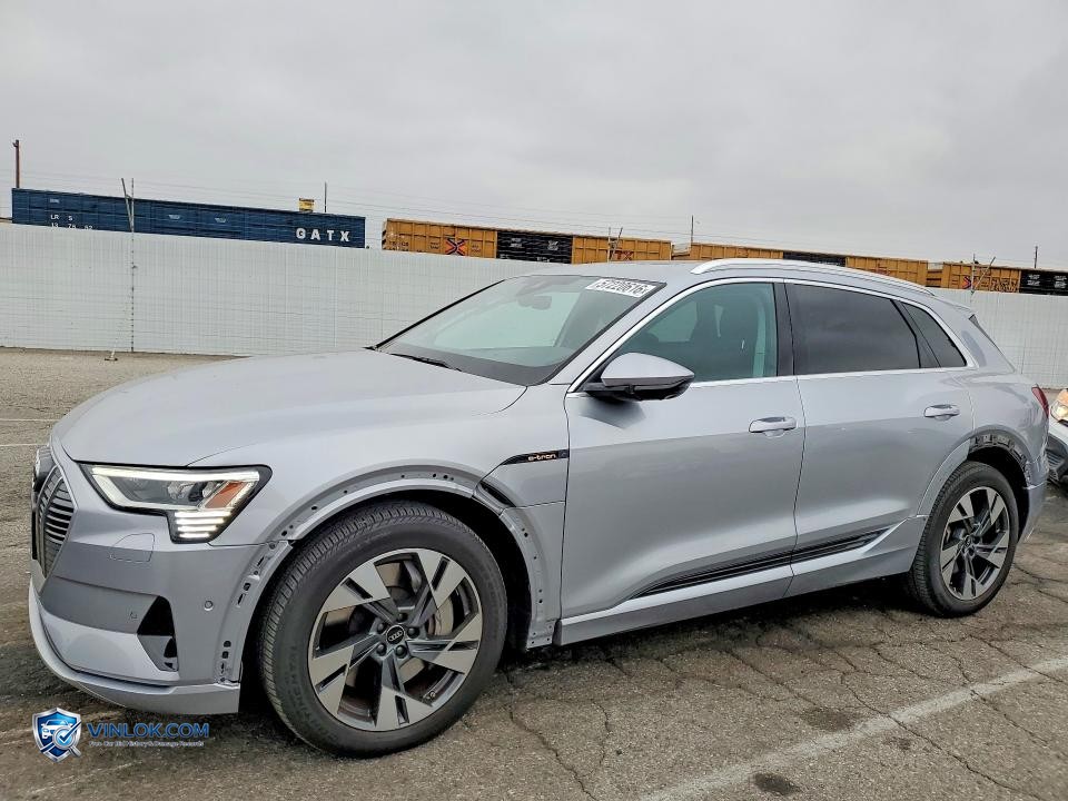 2022 AUDI E-TRON PREMIUM PLUS – Lot 57220616 auction photo