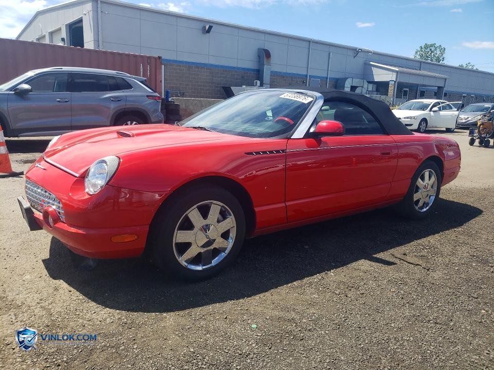 2002 FORD THUNDERBIRD – Lot 57238976 auction photo