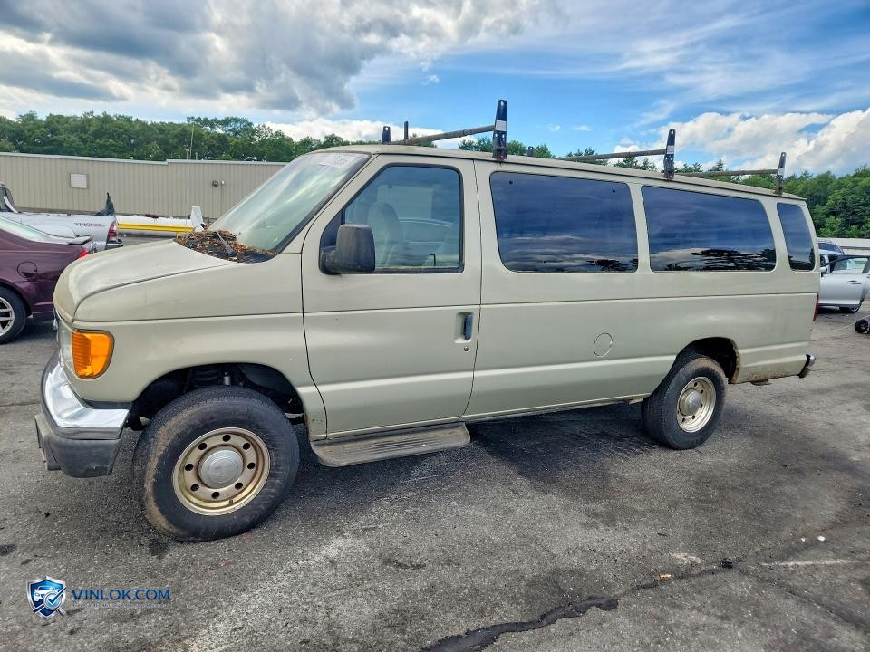 2004 FORD E-350 SUPER DUTY – Lot 57267056 auction photo