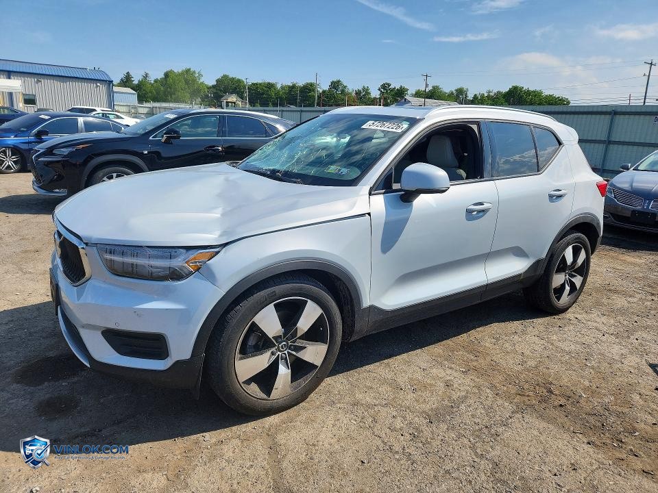 2020 VOLVO XC40 T5 MOMENTUM – Lot 57267226 auction photo