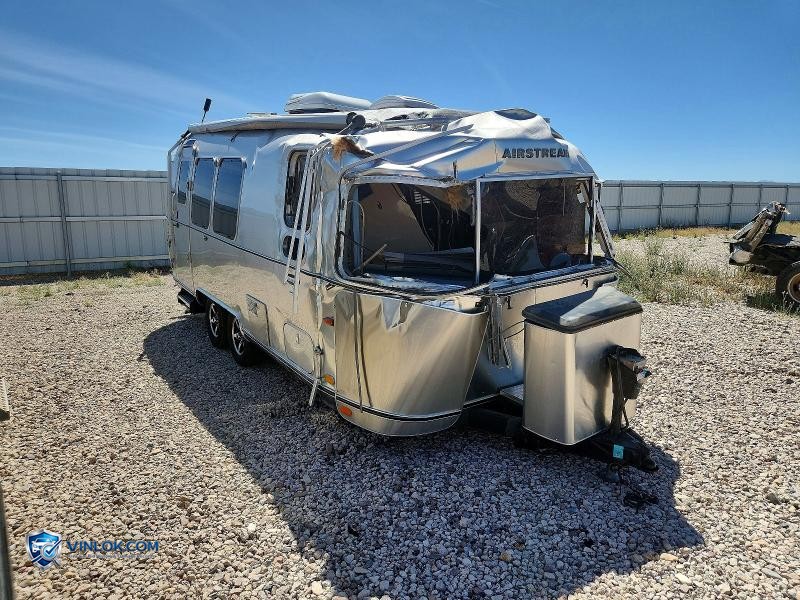 2015 INTERNATIO - CAMPER – Lot 57272146 auction photo