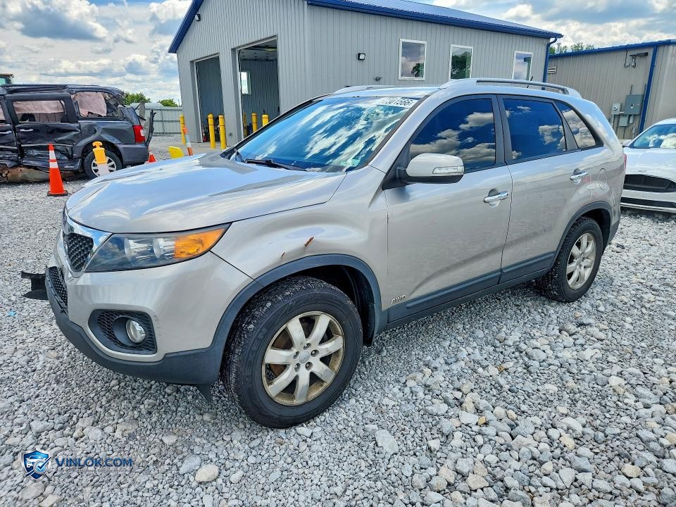 2013 KIA SORENTO LX – Lot 57301566 auction photo