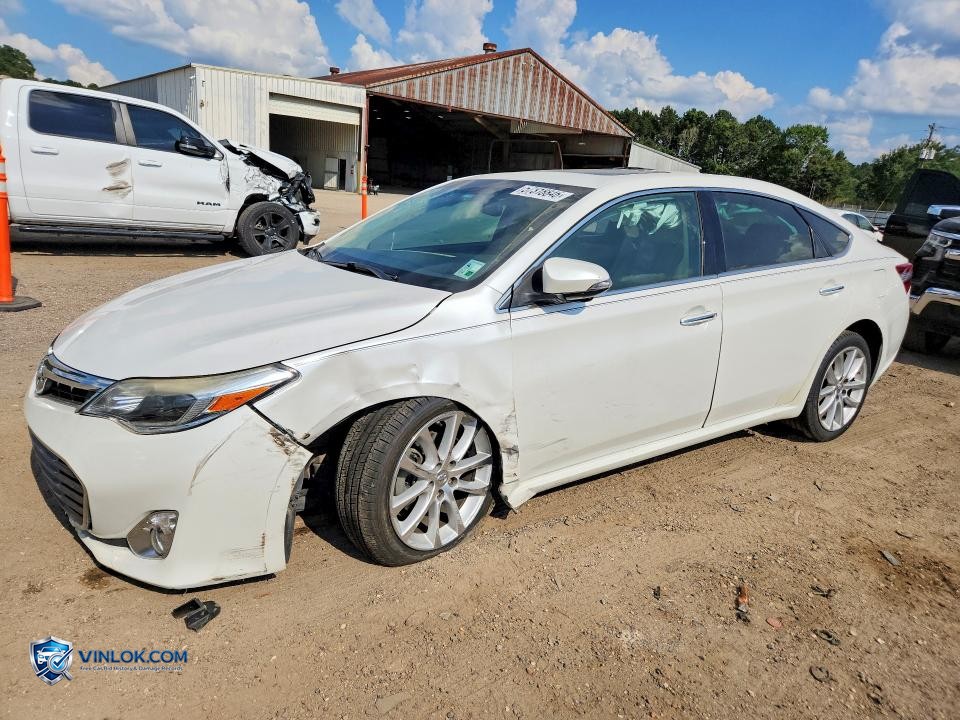 2015 TOYOTA AVALON LIMITED – Lot 57318846 auction photo