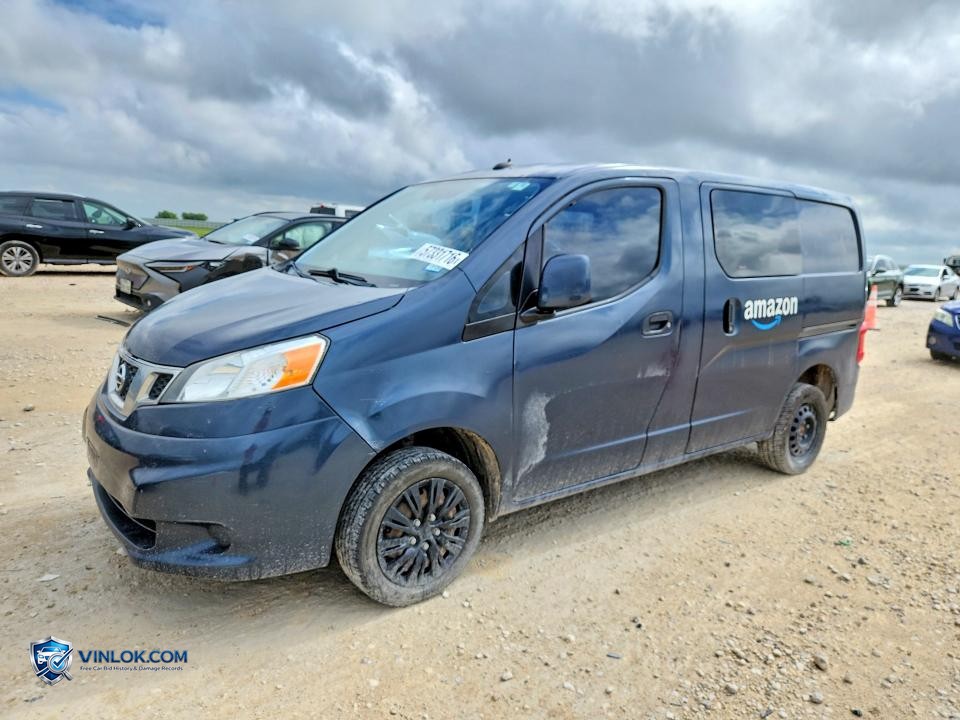 2015 NISSAN NV200 SV – Lot 57331716 auction photo