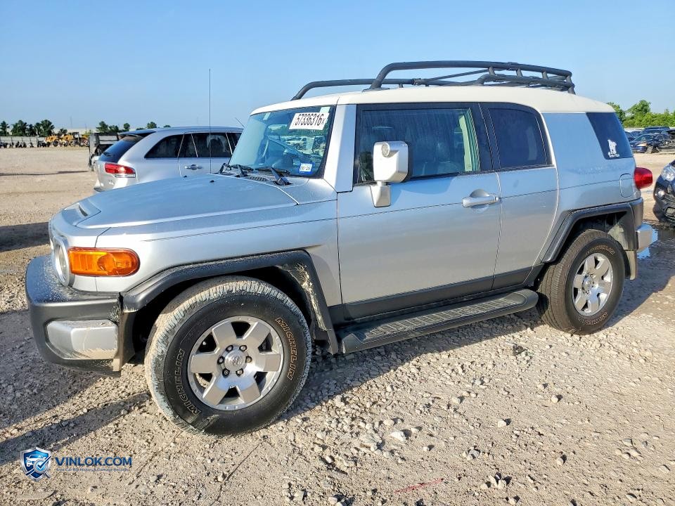 2007 TOYOTA FJ CRUISER BASE – Lot 57336316 auction photo