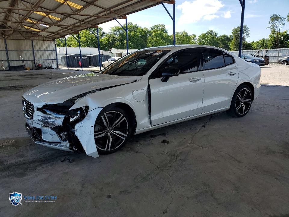 2021 VOLVO S60 T8 RECHARGE R-DESIGN – Lot 57357216 auction photo