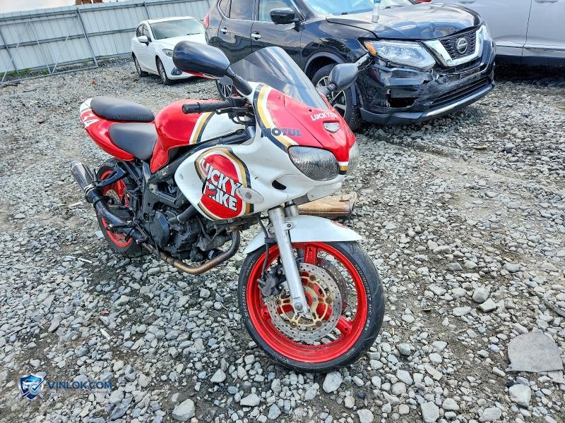 2002 SUZUKI SV650 S – Lot 57362396 auction photo