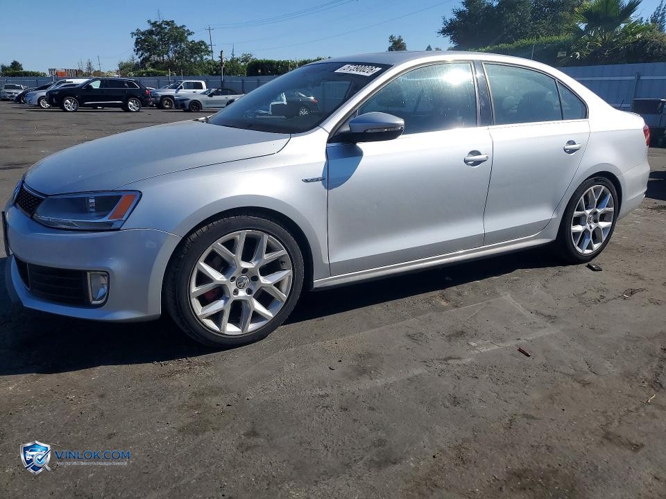 2014 VOLKSWAGEN JETTA – Lot 57390026 auction photo