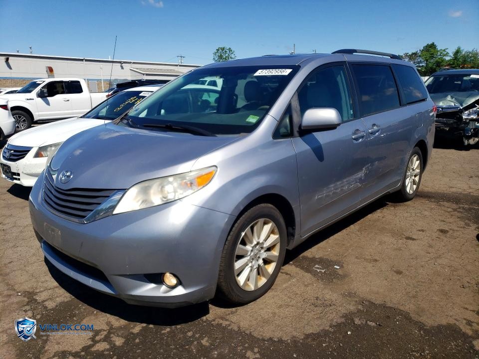 2011 TOYOTA SIENNA XLE 7-PASSENGER – Lot 57392956 auction photo