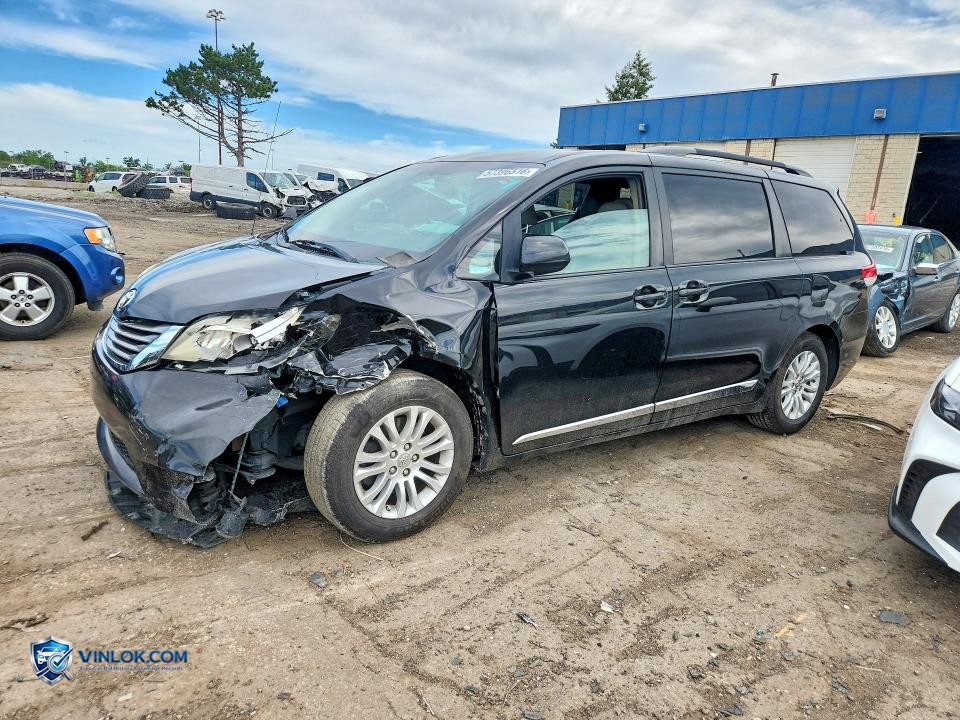 2012 TOYOTA SIENNA XLE 8-PASSENGER – Lot 57396516 auction photo
