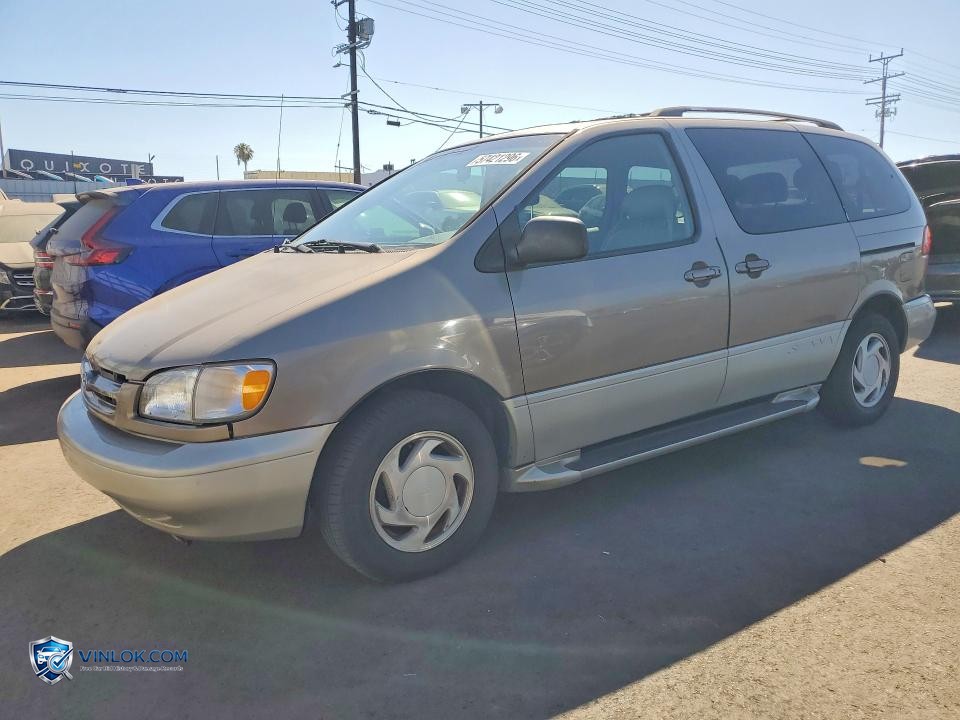 1999 TOYOTA SIENNA XLE – Lot 57421296 auction photo