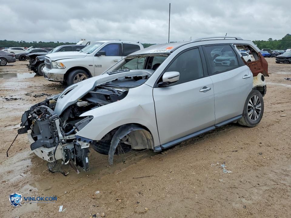 2018 NISSAN PATHFINDER SV – Lot 57424546 auction photo