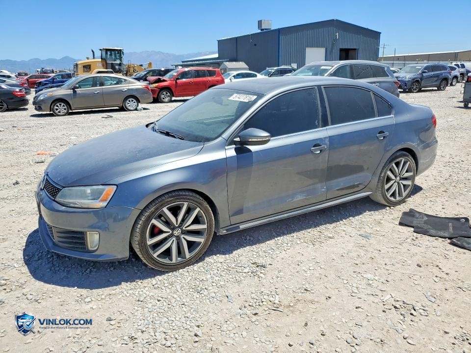 2012 VOLKSWAGEN JETTA GLI – Lot 57427816 auction photo