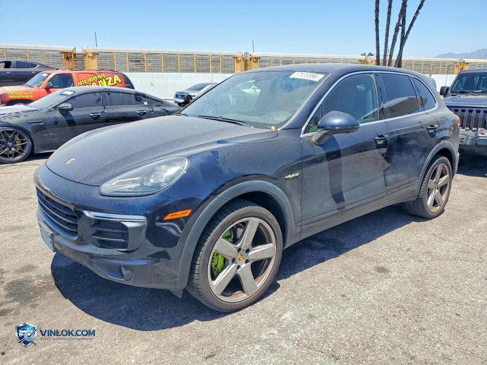 2016 PORSCHE CAYENNE SE HYBRID – Lot 57435896 auction photo