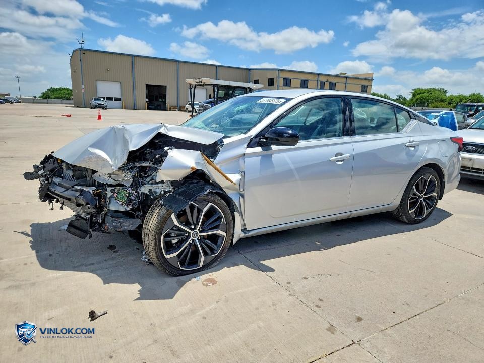 2025 NISSAN ALTIMA SR – Lot 57465176 auction photo