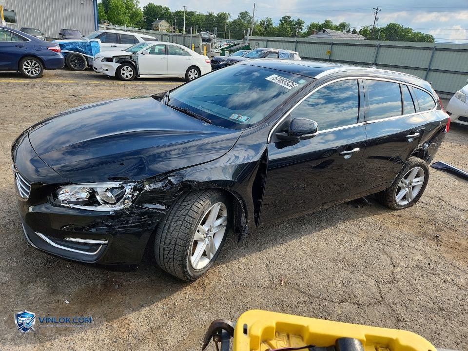 2015 VOLVO V60 PREMIER – Lot 57465326 auction photo