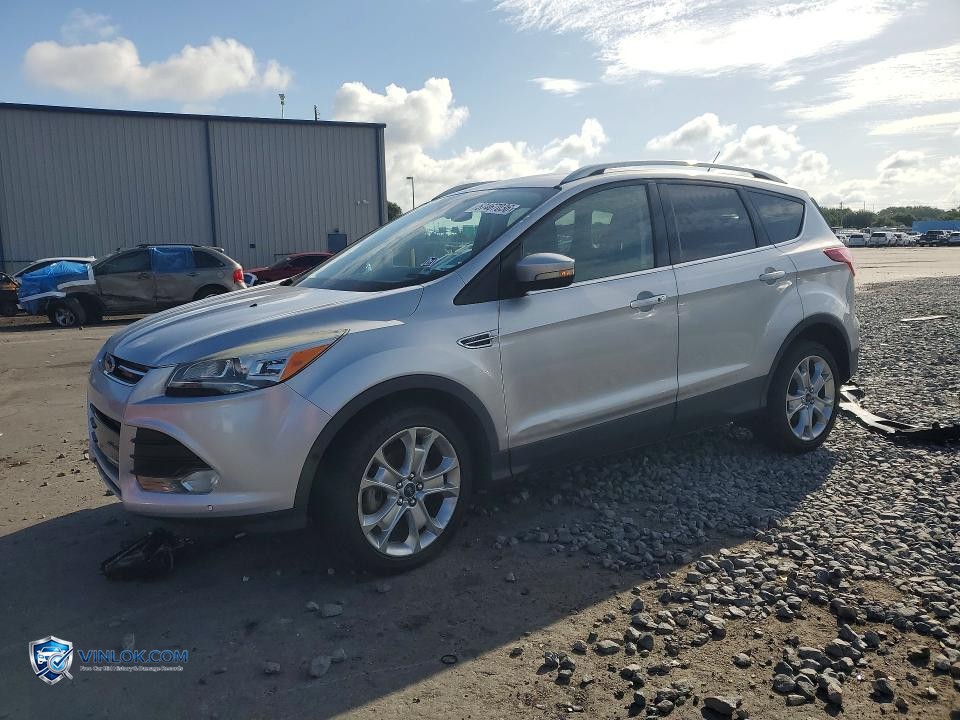 2015 FORD ESCAPE TITANIUM – Lot 57467036 auction photo
