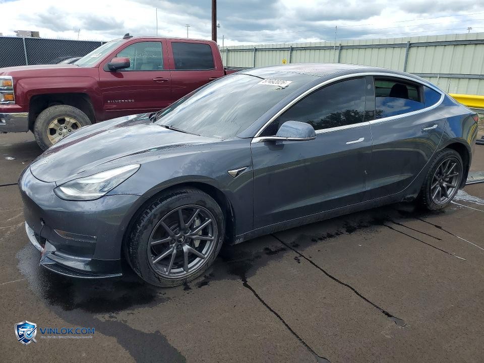 2018 TESLA MODEL 3 – Lot 57492026 auction photo
