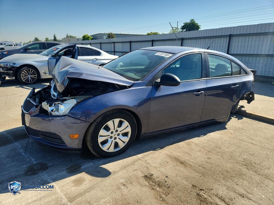 2013 CHEVROLET CRUZE LS – Lot 57501966 auction photo