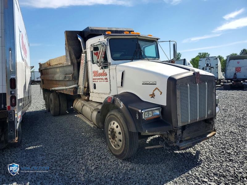 2004 KENWORTH T800 DUMP TRUCK – Lot 57526746 auction photo