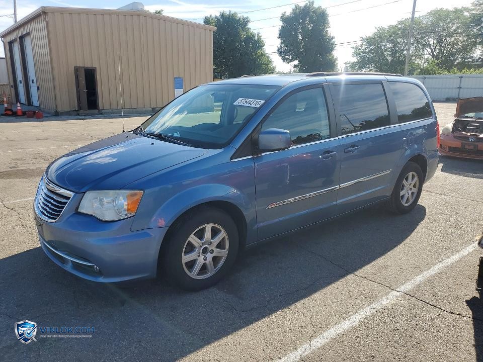 2012 CHRYSLER TOWN & COUNTRY TOURING – Lot 57544316 auction photo