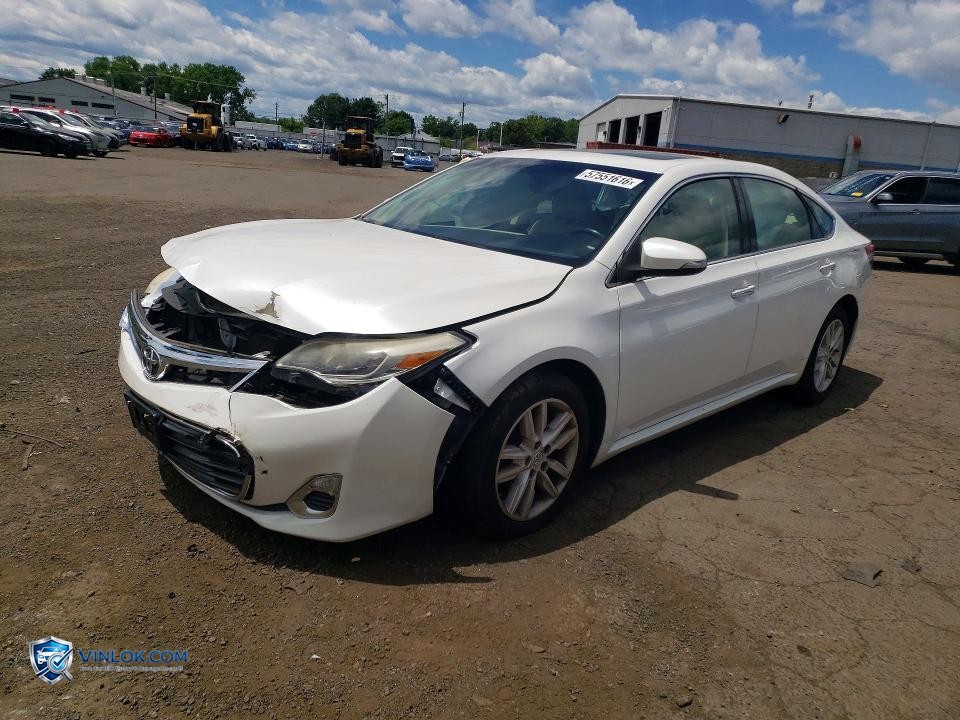 2015 TOYOTA AVALON XLE PREMIUM – Lot 57551616 auction photo