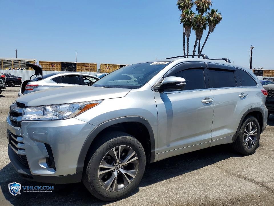2018 TOYOTA HIGHLANDER LE – Lot 57555186 auction photo